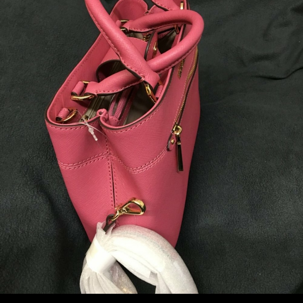 NWOT MICHAEL KORS HAILEE MEDIUM SATCHEL CROSSBODY - Picture 8 of 11